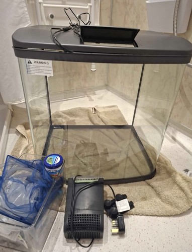 Litre love fish tank - 94,
