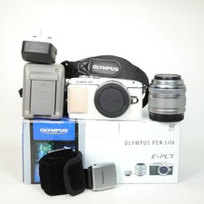 Olympus PEN E-PL7 Camera Body