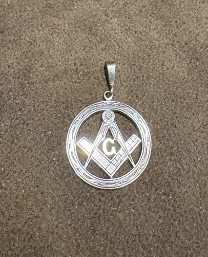 14k white gold masonic circle - gold,