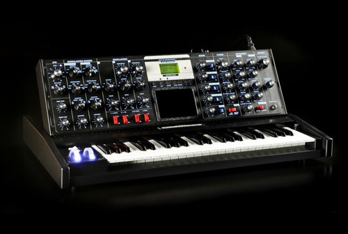 Moog minimoog voyager - voyager, electric