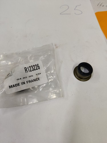 R123226 seal tube for john - tube,