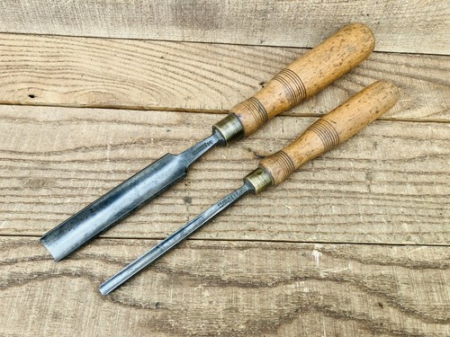 Vintage pair graves - vintage, j