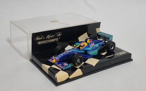 Minichamps red bull sauber - minichamps,
