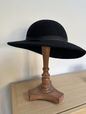 Ladies Vintage Black Felt Hat