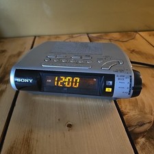RETRO Sony Alarm Clock Dream Machine Radio ICF-C253L Bedside  Compact Grey 