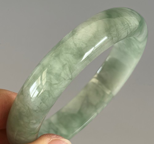 58mm natural green jadeite - natural,