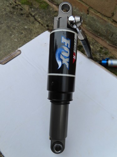 Fox float with specialized - r,