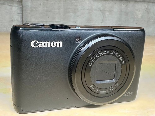 Canon powershot s95 compact - canon,
