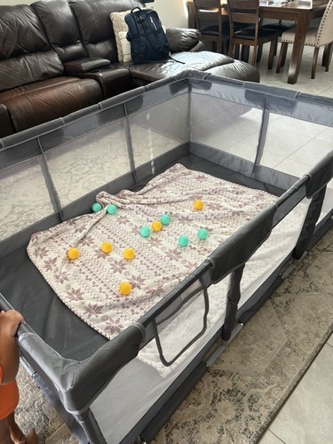 Playpen baby - playpen,
