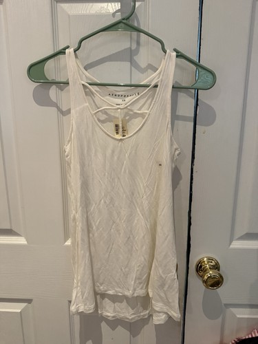Nwt aeropostale size white - nwt,