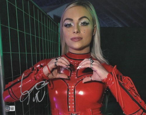 Liv morgan signed autograph - morgan,