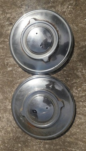 Jaguar 1960s pair hub caps - jaguar,