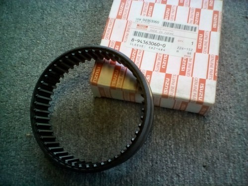 Isuzu 4x2 4x4 - , sleeve