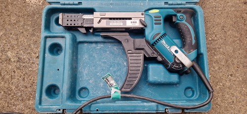 Makita 6843 auto feed collated - makita,