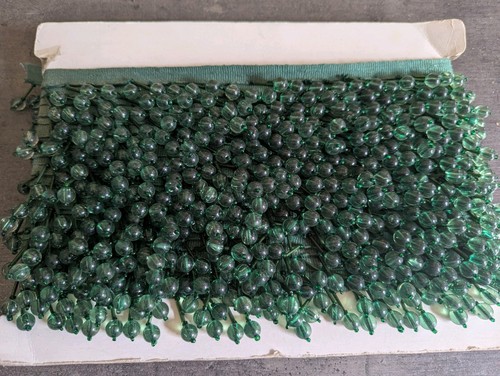 Emerald green beaded - , tassel