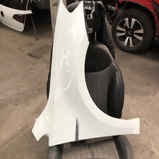 VOLKSWAGEN GOLF driver SIDE