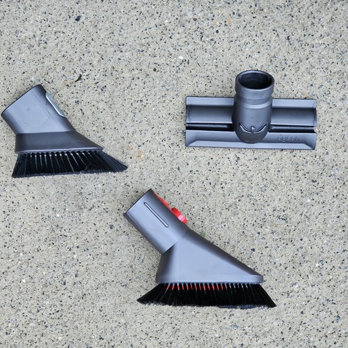 Dyson car cleaning kit - dyson,