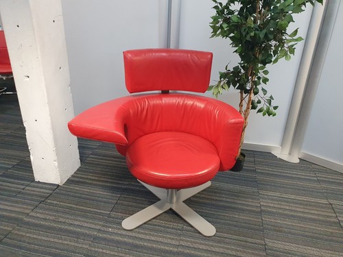Red hotspot swivel armchair - red,