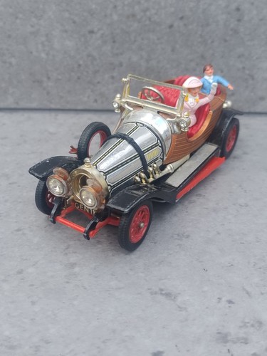 Corgi 266 chitty - corgi, bang