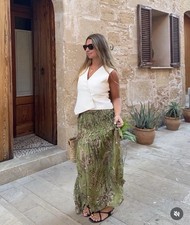 ZARA NEW WOMAN MID-RISE MIDI ZW COLLECTION PRINTED SKIRT GREEN M 7521/043/500