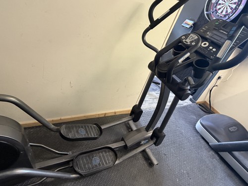 Life fitness cross trainer - fitness,