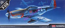 Academy 12485 1/72 SCALE P-51D