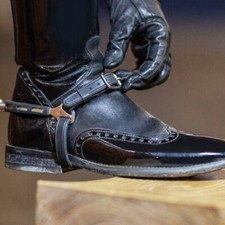 LeMieux Spur Straps Wipe Clean