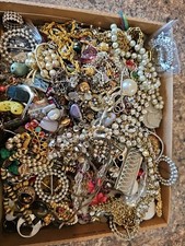 Joblot Vintage Modern Broken Jewellery Spares Repairs Craft Beads ,chains