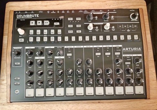 Arturia drumbrute analog drum - drumbrute,