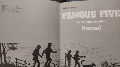 Enid blyton famous five go - five,