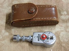 Vintage Pigeon Self Timer w/
