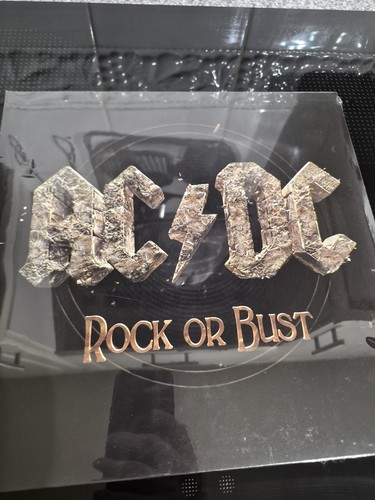 Rock bust 50th - ac/dc,