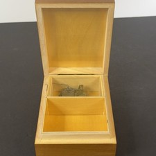 Vintage Reuge Hummel Wooden