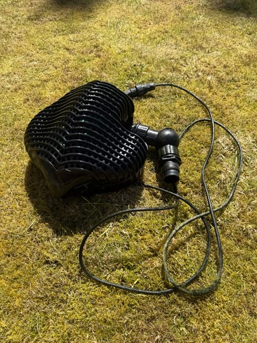 Pond one mantaray pumps - one,