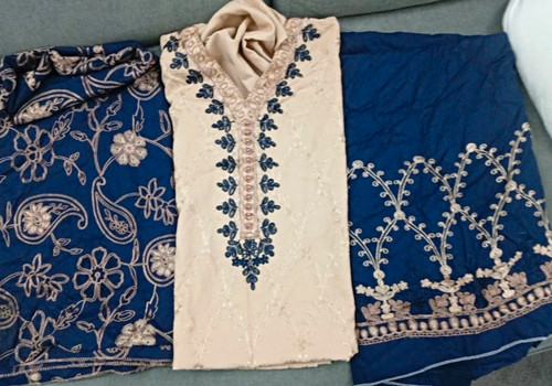 Pakistani salwar kameez pc - pakistani,