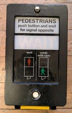 Pedestrian Crossing Wait Signal - Traffic Light Road Garage Sign Mancave Lamp