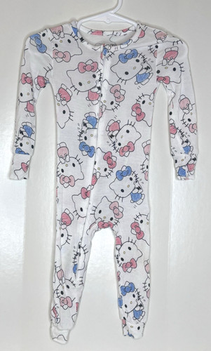 Hello kitty sanrio months - 12,