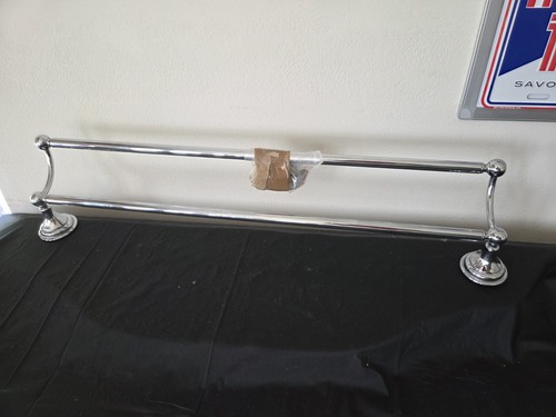 Double chrome towel rail - towel, with