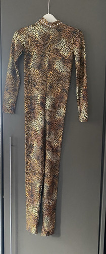 1st position leopard - 1st, print