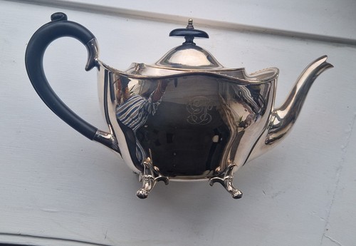 Beautiful silver plate epns - /,