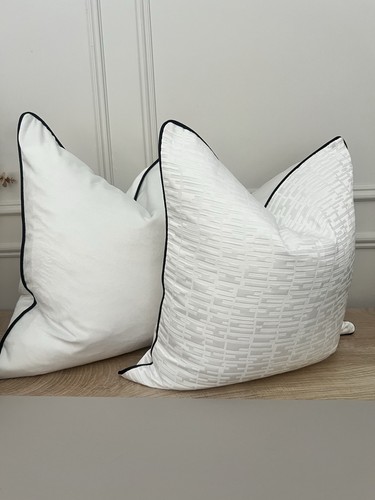 Set white with black - set,