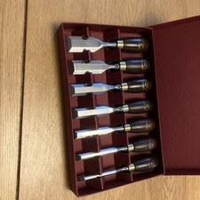 Crown woodworking bevel edged