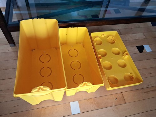 Lego yellow stud 8 - x,