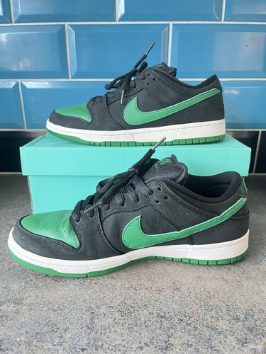 Size 8uk nike dunk low - sb,