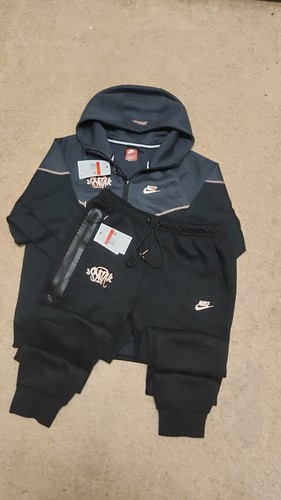 Central cee syna nike tech - nike,