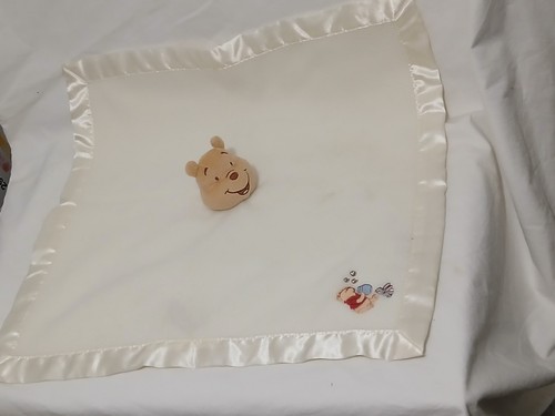Disney white classic pooh - disney,