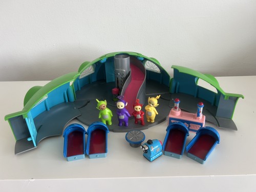 Vintage 1996 teletubbies - teletubbies, home