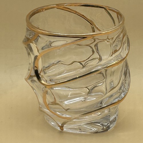 Gold line storm japanese - line,