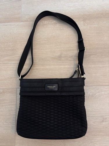 Radley small black bag - small,