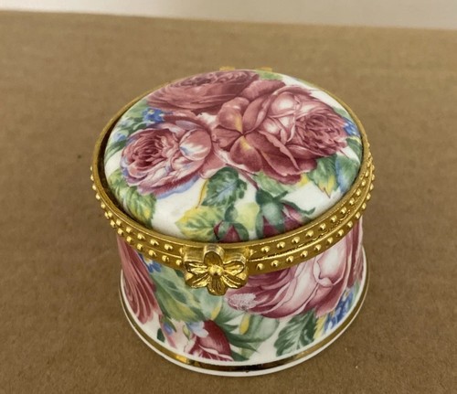 Fenton fine bone - china, trinket